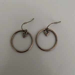 🎉 3/$10 - Circle Earrings with Diamond